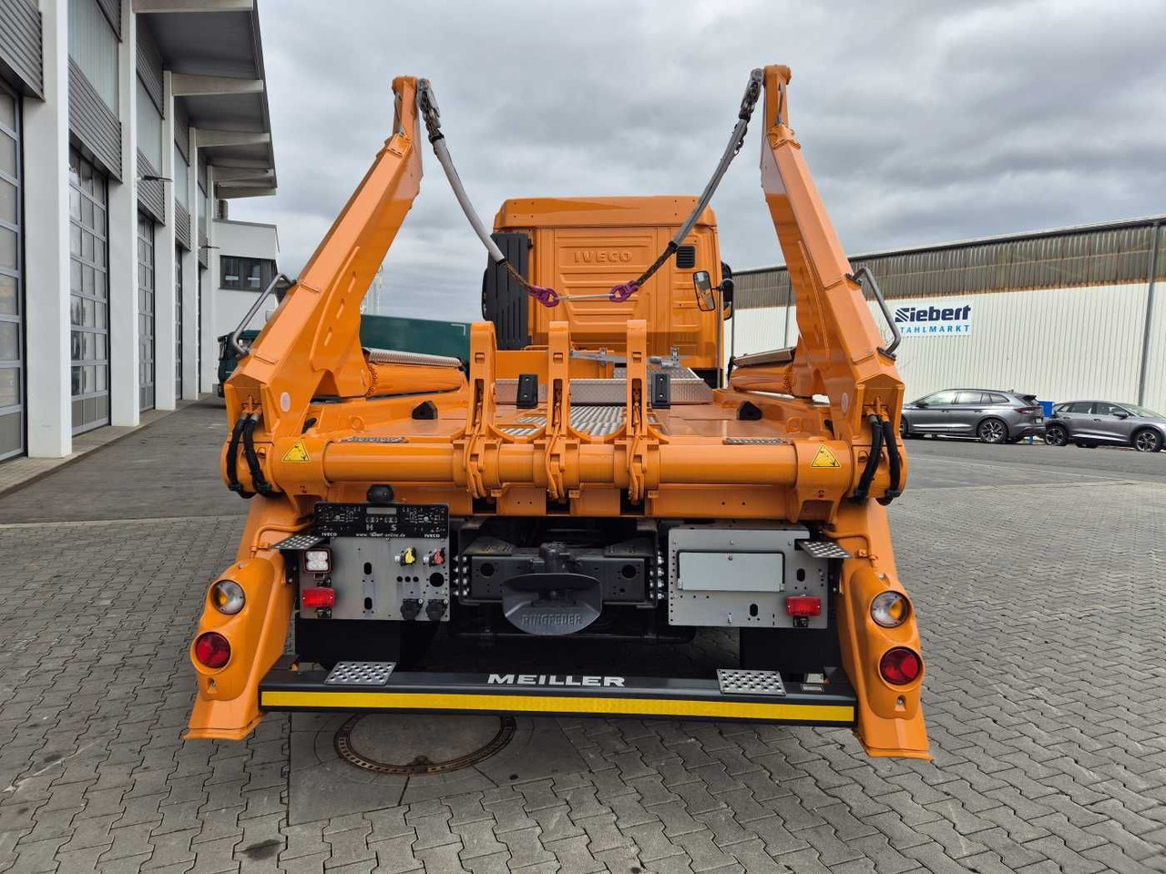 شاحنة قلاب Iveco X-Way AS280X46Y/PS ON 6x2 MEILLER  AK16 Intarder: صورة 8