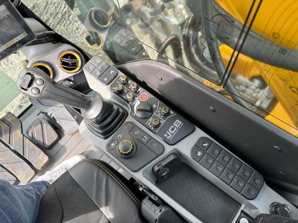 حفار زحاف JCB 220X LC / DEMO / nur 70h / 2022 / X-Line PRO: صورة 12