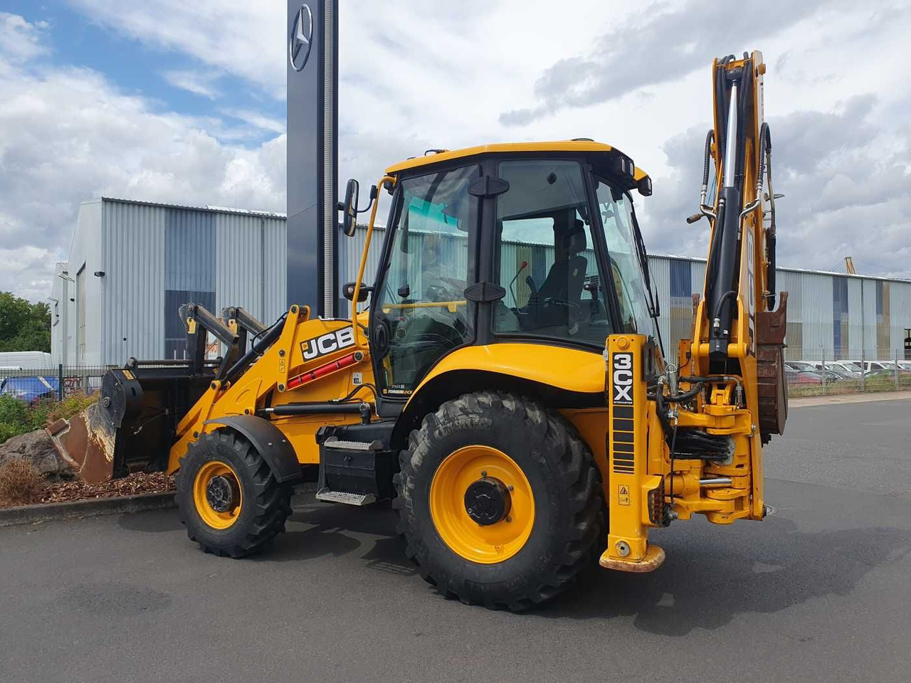JCB 3CX / Gabel & 4in1 Schaufel / nur 1.561h / 2022 - آليات: صورة 2 JCB 3CX / Gabel & 4in1 Schaufel / nur 1.561h / 2022 - آليات: صورة 2