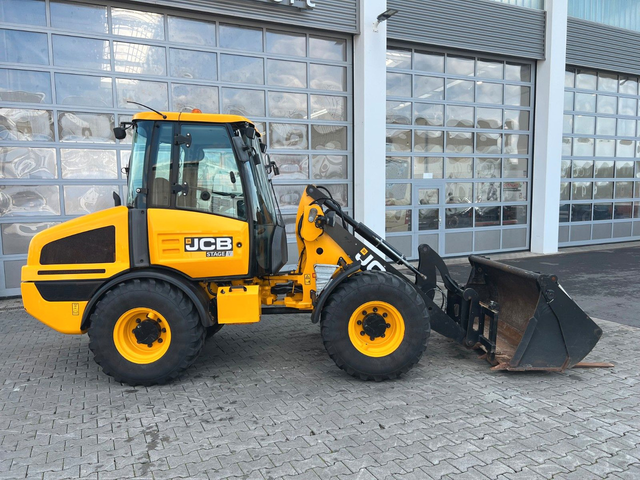 JCB 407 SV / nur 268h! / Klappschaufel & Gabel - اللودر بعجل: صورة 2 JCB 407 SV / nur 268h! / Klappschaufel & Gabel - اللودر بعجل: صورة 2