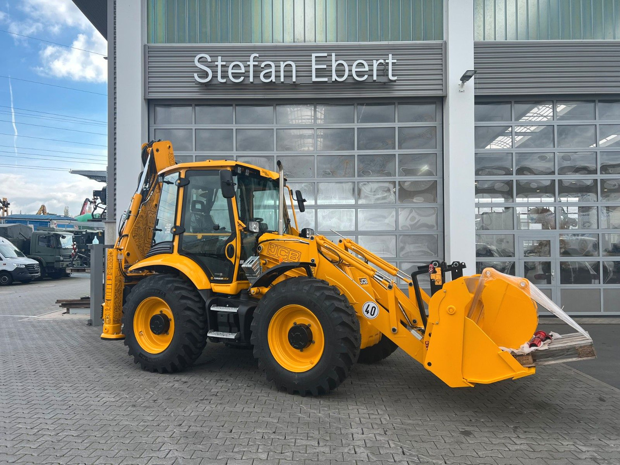JCB 4CX / Klappschaufel / Dual Drive / Sonderedition - جرافة حفار: صورة 1 JCB 4CX / Klappschaufel / Dual Drive / Sonderedition - جرافة حفار: صورة 1