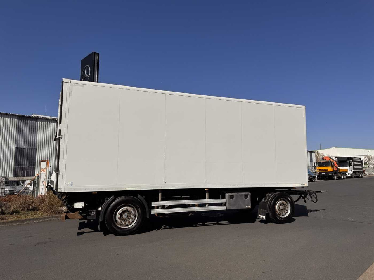 Junge AASK18P037 LBW Bär (2.000kg) - مقطورة صندوق مغلق: صورة 5 Junge AASK18P037 LBW Bär (2.000kg) - مقطورة صندوق مغلق: صورة 5