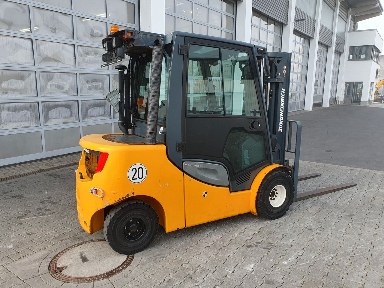 Jungheinrich DFG 435s / 4.400mm / nur 2.245h! / Klima / SS - رافعة شوكية ديزل: صورة 4 Jungheinrich DFG 435s / 4.400mm / nur 2.245h! / Klima / SS - رافعة شوكية ديزل: صورة 4