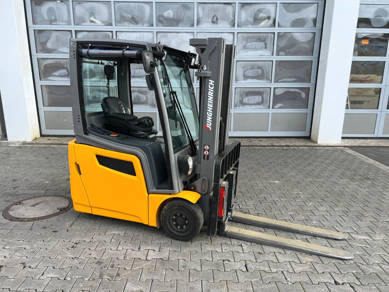 Jungheinrich EFG 215 / Triplex: 4.25m! / SS / 1.573h / 2024 - رافعة شوكية كهربائية: صورة 2 Jungheinrich EFG 215 / Triplex: 4.25m! / SS / 1.573h / 2024 - رافعة شوكية كهربائية: صورة 2