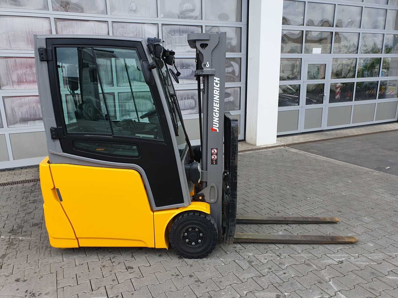 Jungheinrich EFG 215 / Triplex: 4.25m! / SS / 4.297h! - رافعة شوكية كهربائية: صورة 2 Jungheinrich EFG 215 / Triplex: 4.25m! / SS / 4.297h! - رافعة شوكية كهربائية: صورة 2