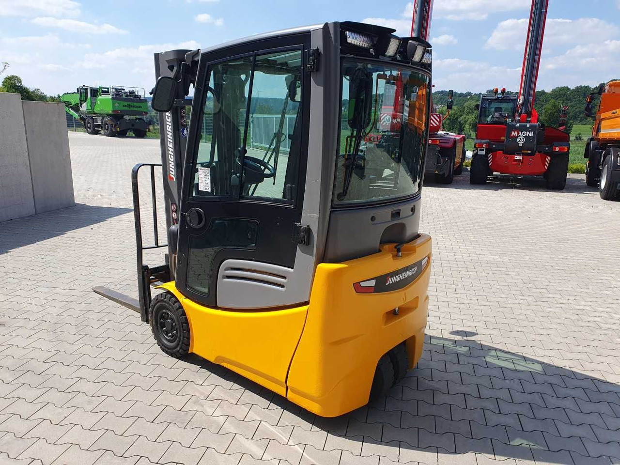 Jungheinrich EFG 215 / Triplex: 4.25m! / SS / 4.297h! - رافعة شوكية كهربائية: صورة 5 Jungheinrich EFG 215 / Triplex: 4.25m! / SS / 4.297h! - رافعة شوكية كهربائية: صورة 5