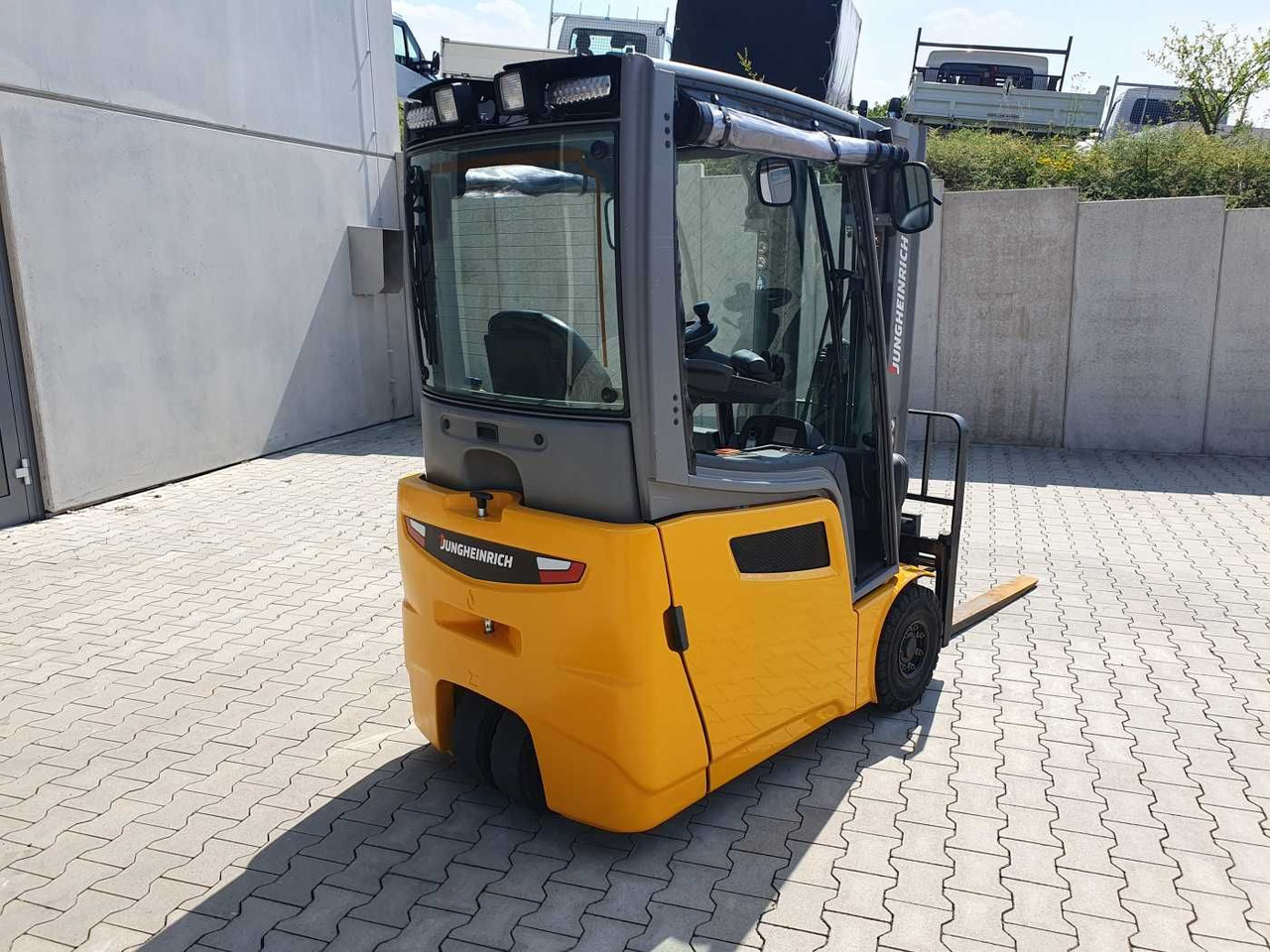 Jungheinrich EFG 215 / Triplex: 4.25m! / SS / nur 2.184h! - رافعة شوكية كهربائية: صورة 4 Jungheinrich EFG 215 / Triplex: 4.25m! / SS / nur 2.184h! - رافعة شوكية كهربائية: صورة 4