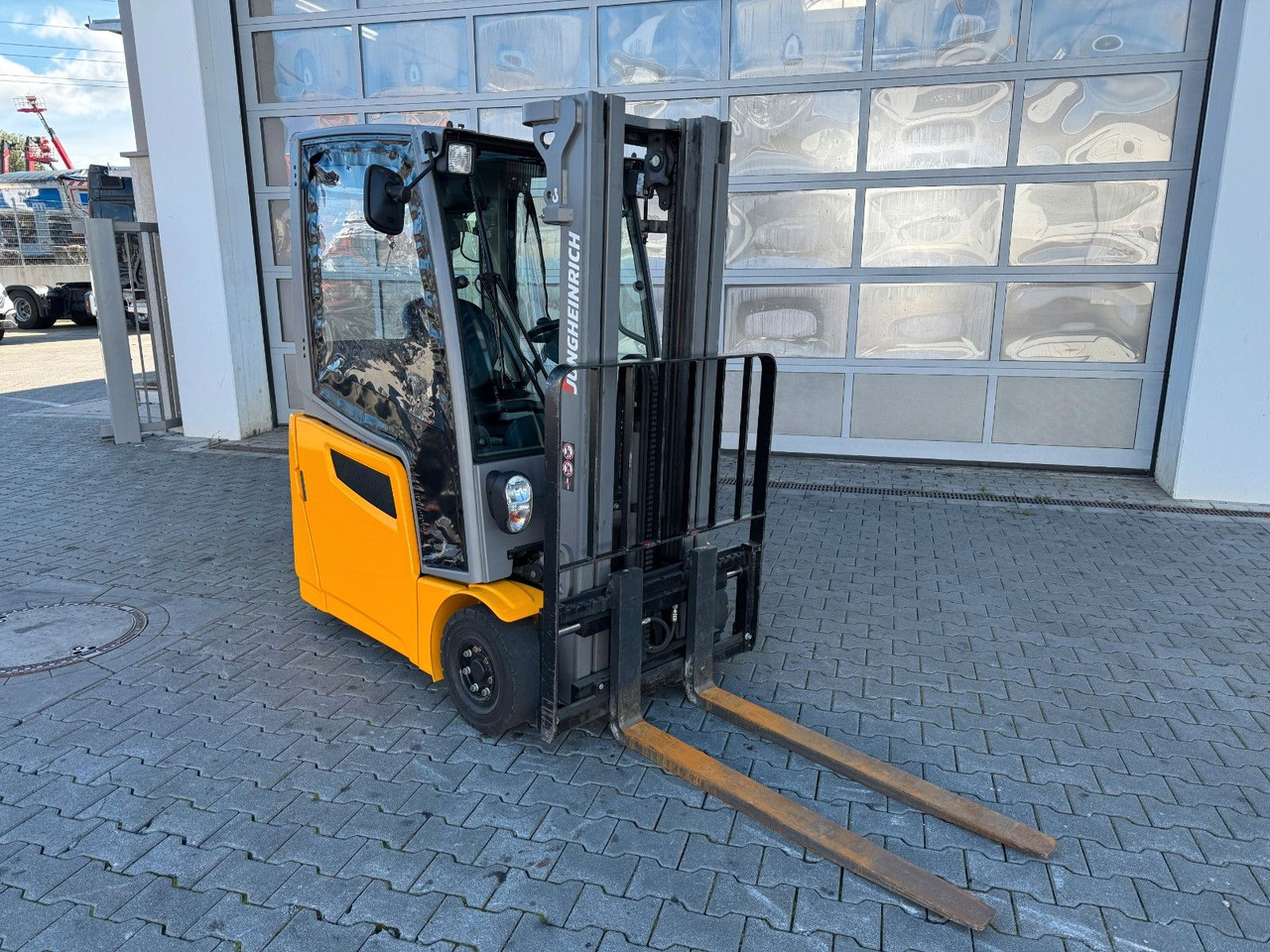 Jungheinrich EFG 215 / Triplex: 4.25m! / SS / nur 2.865h! - رافعة شوكية كهربائية: صورة 3 Jungheinrich EFG 215 / Triplex: 4.25m! / SS / nur 2.865h! - رافعة شوكية كهربائية: صورة 3