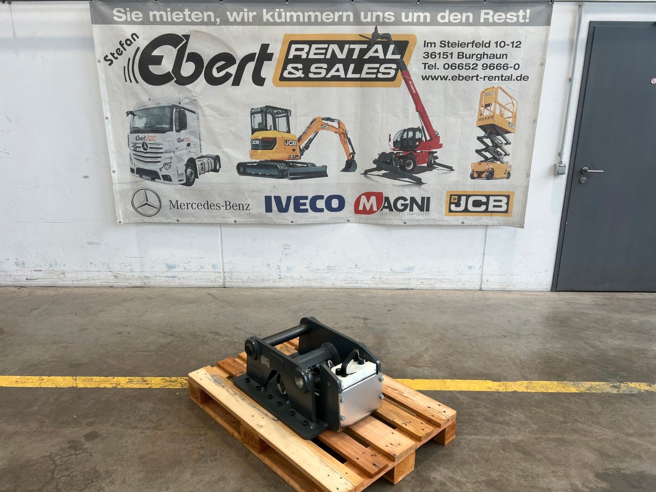 Liebherr Likufix SW33 Adapterplatte NEU lagernd - قارنة توصيل هيدروليكي: صورة 1 Liebherr Likufix SW33 Adapterplatte NEU lagernd - قارنة توصيل هيدروليكي: صورة 1
