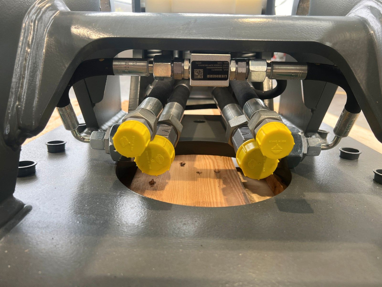 جديدة قارنة توصيل هيدروليكي Liebherr Likufix SW33 Adapterplatte NEU lagernd: صورة 11