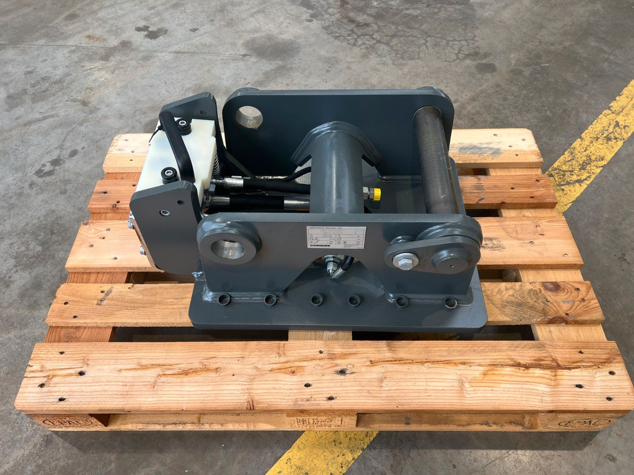 جديدة قارنة توصيل هيدروليكي Liebherr Likufix SW33 Adapterplatte NEU lagernd: صورة 8