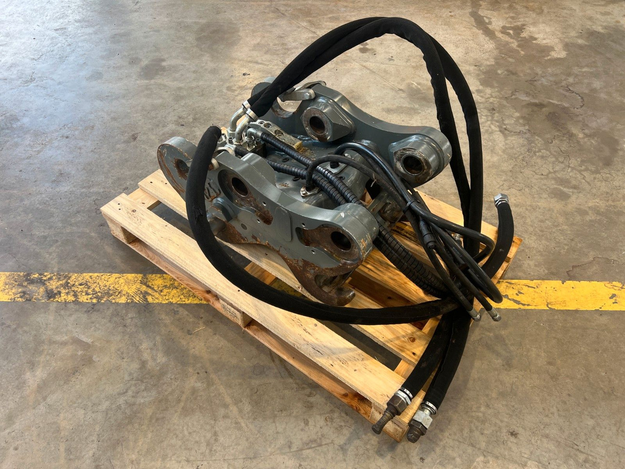 قارنة توصيل هيدروليكي Liebherr SW48 Likufix Schnellwechsler / 2018: صورة 7 قارنة توصيل هيدروليكي Liebherr SW48 Likufix Schnellwechsler / 2018: صورة 7