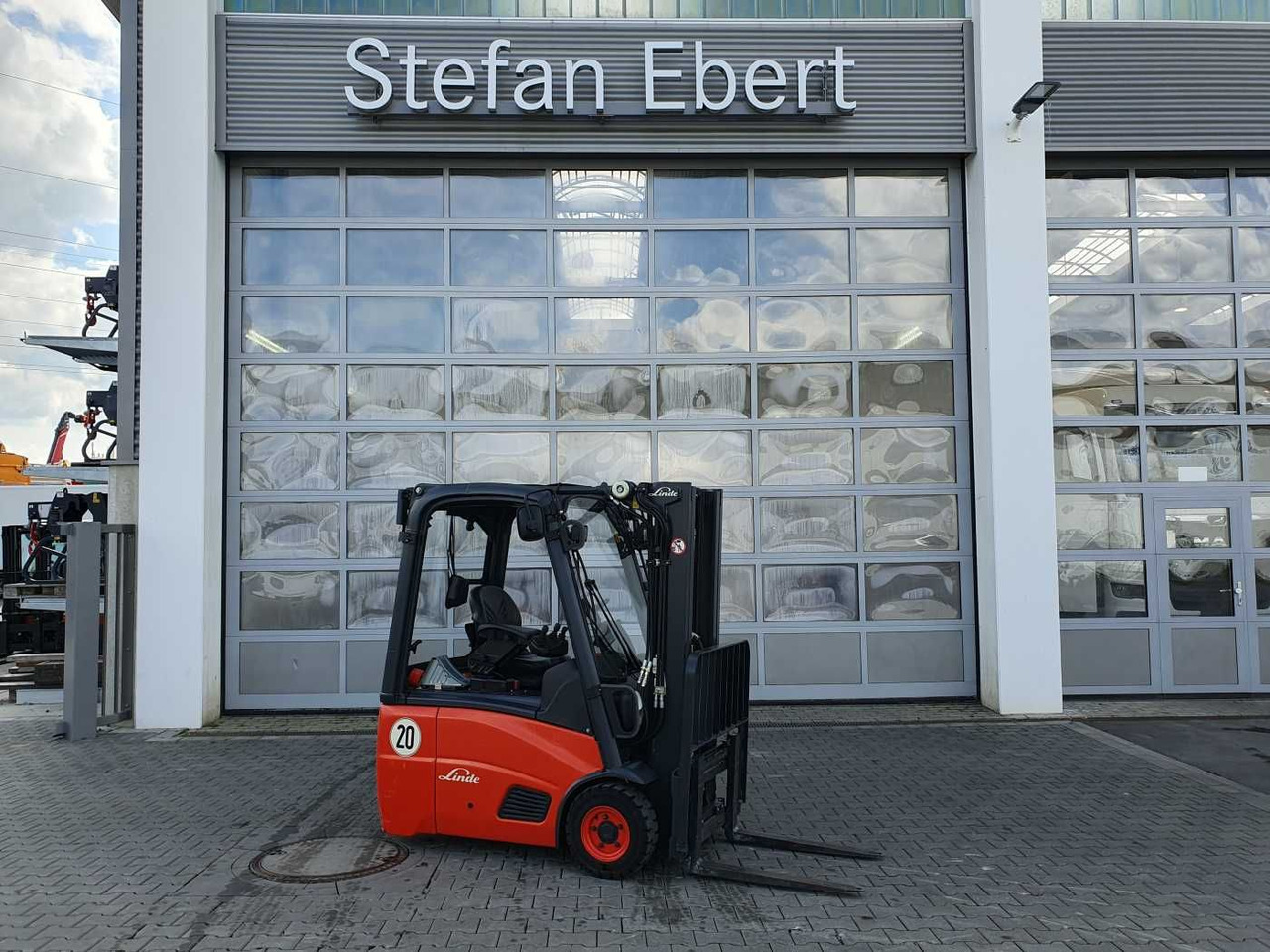 Linde E14 - 01 / 2024 / Duplex: 4.10m! / SS / nur 534h - رافعة شوكية كهربائية: صورة 1 Linde E14 - 01 / 2024 / Duplex: 4.10m! / SS / nur 534h - رافعة شوكية كهربائية: صورة 1