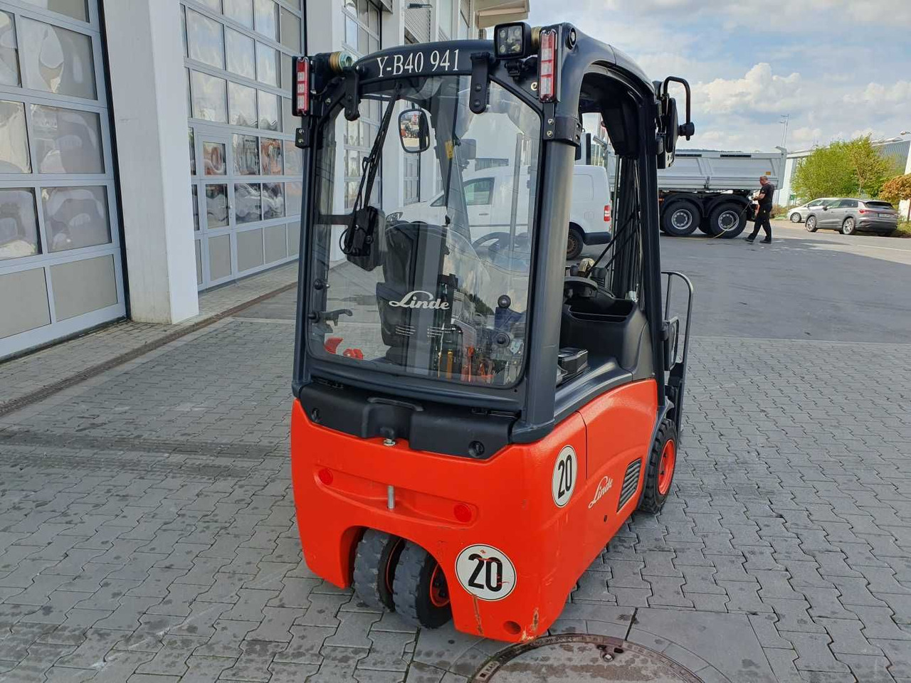 Linde E14 - 01 / 2024 / Duplex: 4.10m! / SS / nur 534h - رافعة شوكية كهربائية: صورة 5 Linde E14 - 01 / 2024 / Duplex: 4.10m! / SS / nur 534h - رافعة شوكية كهربائية: صورة 5