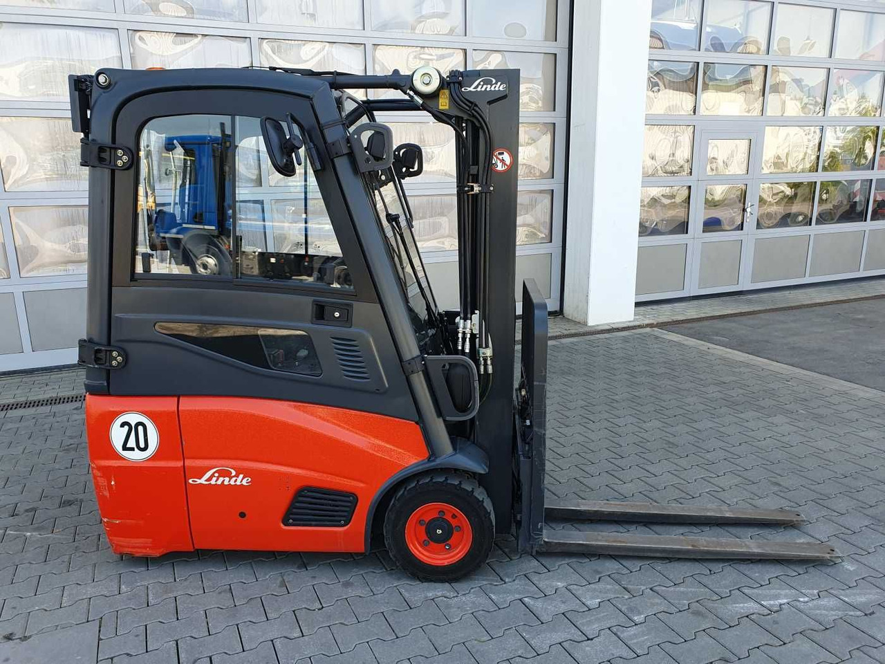 Linde E14 - 01 / Triplex: 4.10m! / SS / nur 1.003h! - رافعة شوكية كهربائية: صورة 2 Linde E14 - 01 / Triplex: 4.10m! / SS / nur 1.003h! - رافعة شوكية كهربائية: صورة 2