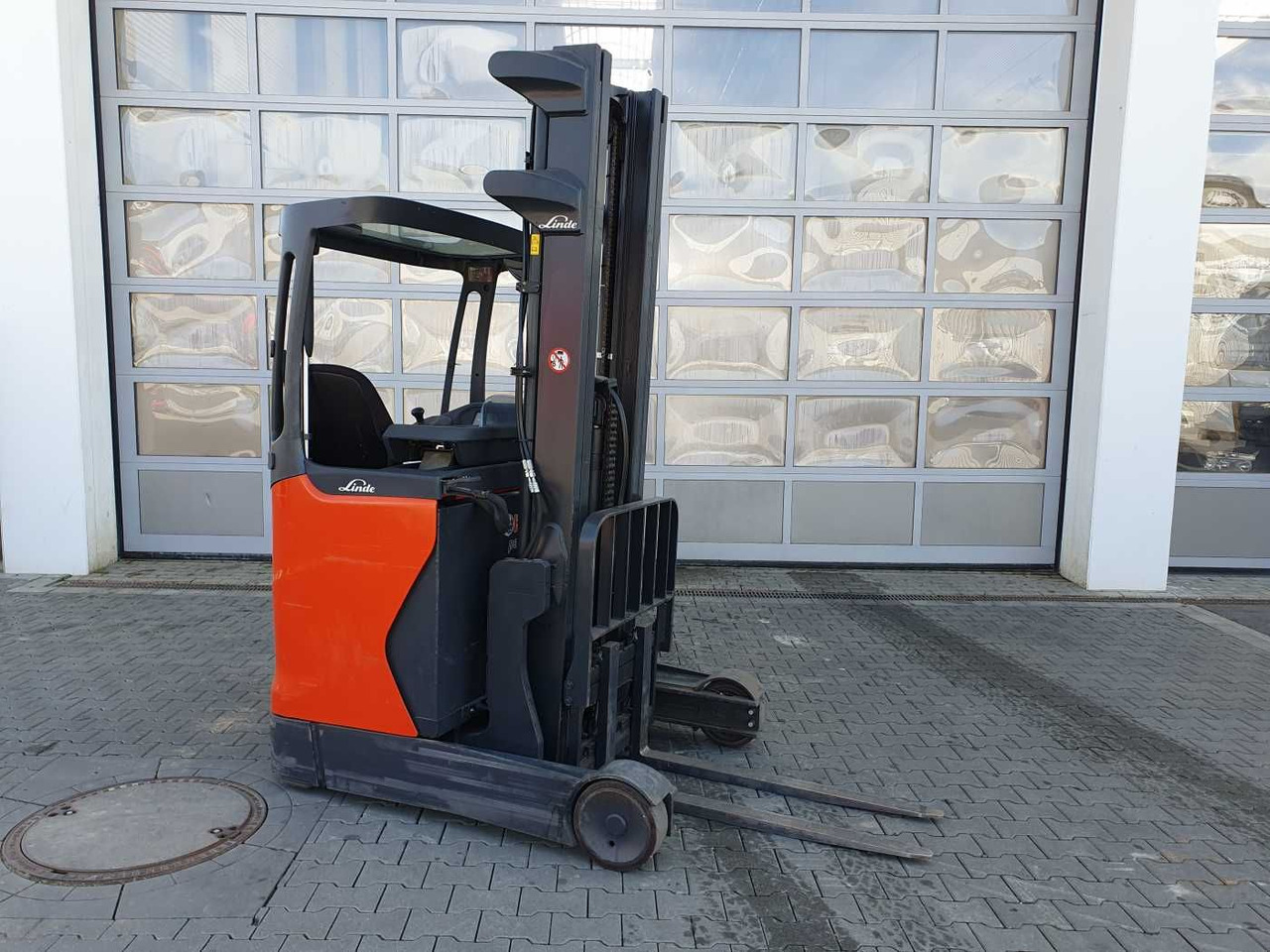 Linde R12B-01 / nur 2.394h! / Hubhöhe: 6m / 2015 - شاحنة مناوِلة: صورة 2 Linde R12B-01 / nur 2.394h! / Hubhöhe: 6m / 2015 - شاحنة مناوِلة: صورة 2
