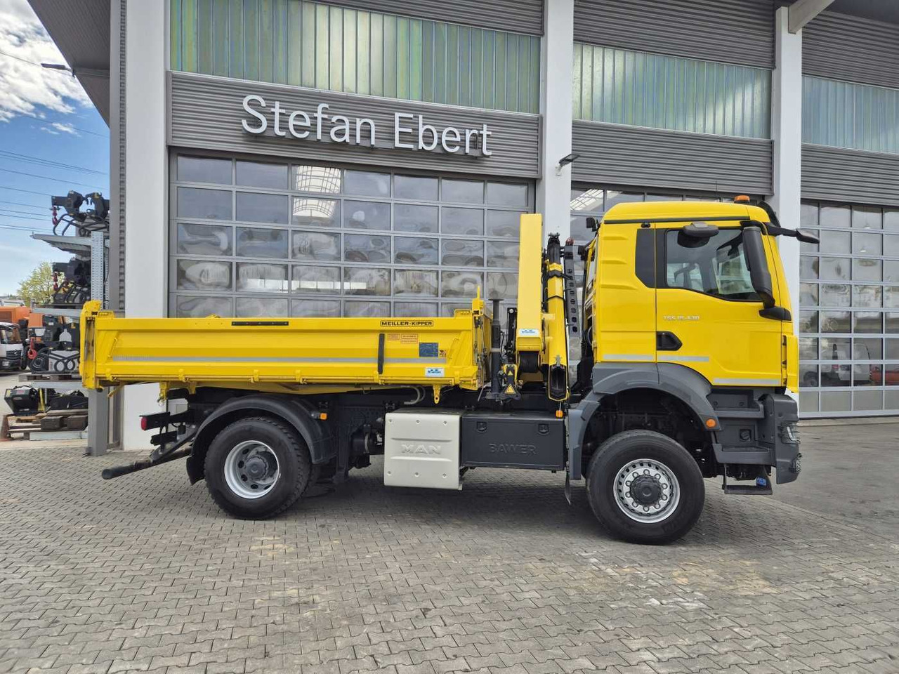 MAN TGS 18.430 4x4 BL Kran HMF 1130K-RCS Funk AHK - شاحنة كرين: صورة 5 MAN TGS 18.430 4x4 BL Kran HMF 1130K-RCS Funk AHK - شاحنة كرين: صورة 5