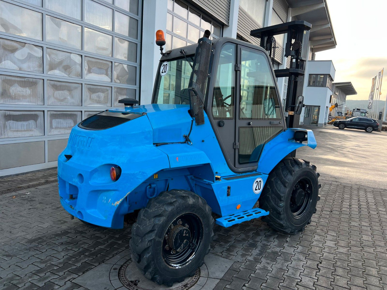 Manitou M30-4 / nur: 2.931h / SS / Allrad / 5,3m Hubhöhe - آليات: صورة 4 Manitou M30-4 / nur: 2.931h / SS / Allrad / 5,3m Hubhöhe - آليات: صورة 4