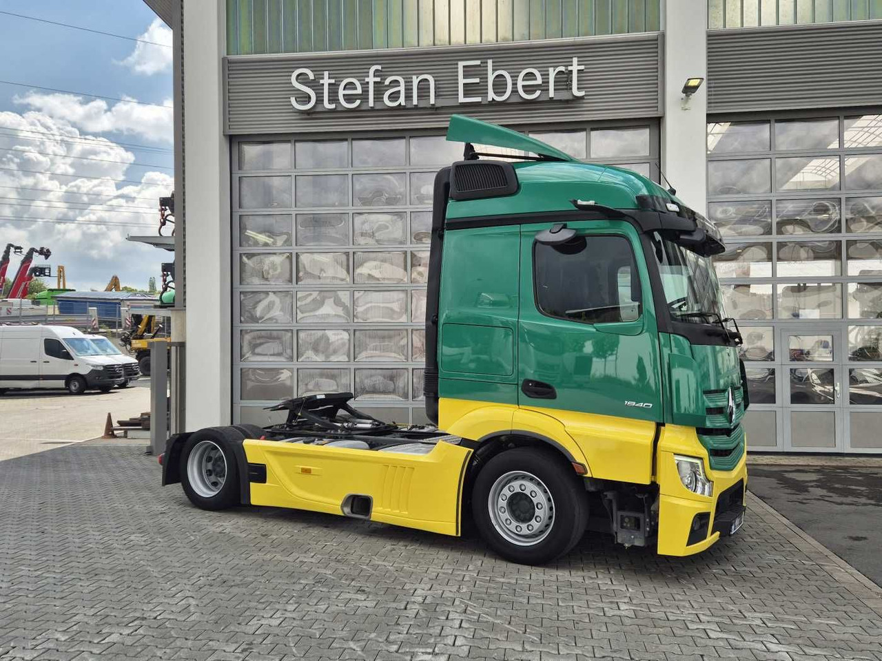 Mercedes-Benz Actros 1840 LSnRL Retarder Hubsattelplatte Xenon - وحدة جر: صورة 4 Mercedes-Benz Actros 1840 LSnRL Retarder Hubsattelplatte Xenon - وحدة جر: صورة 4