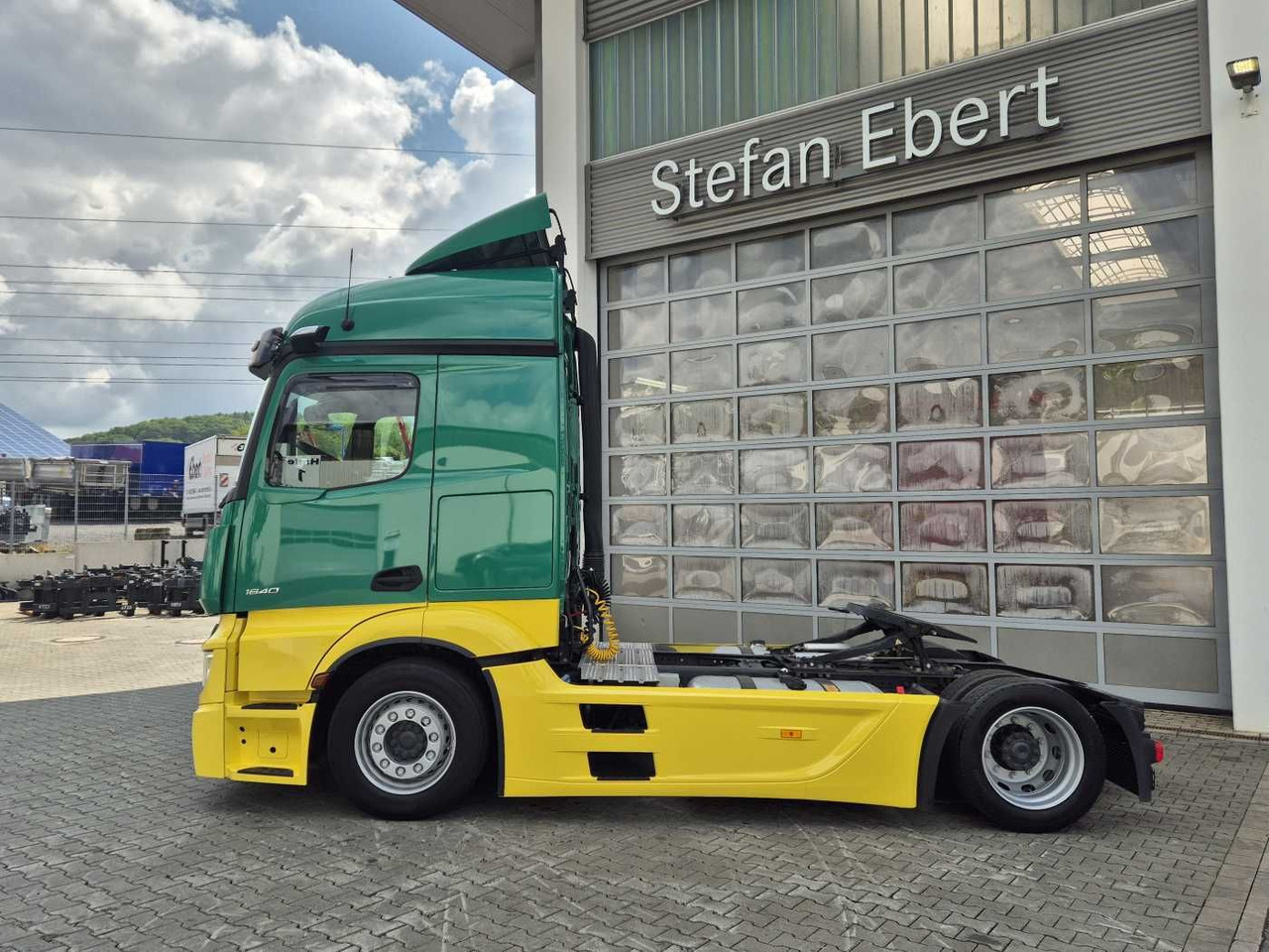 Mercedes-Benz Actros 1840 LSnRL Retarder Hubsattelplatte Xenon - وحدة جر: صورة 5 Mercedes-Benz Actros 1840 LSnRL Retarder Hubsattelplatte Xenon - وحدة جر: صورة 5