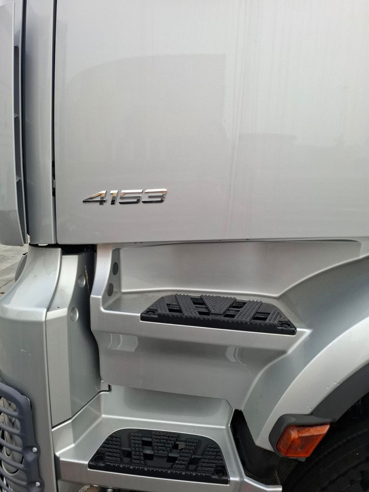 Mercedes-Benz Arocs 4153 8x4 Fahrgestell - شاحنة هيكل كابينة: صورة 4 Mercedes-Benz Arocs 4153 8x4 Fahrgestell - شاحنة هيكل كابينة: صورة 4