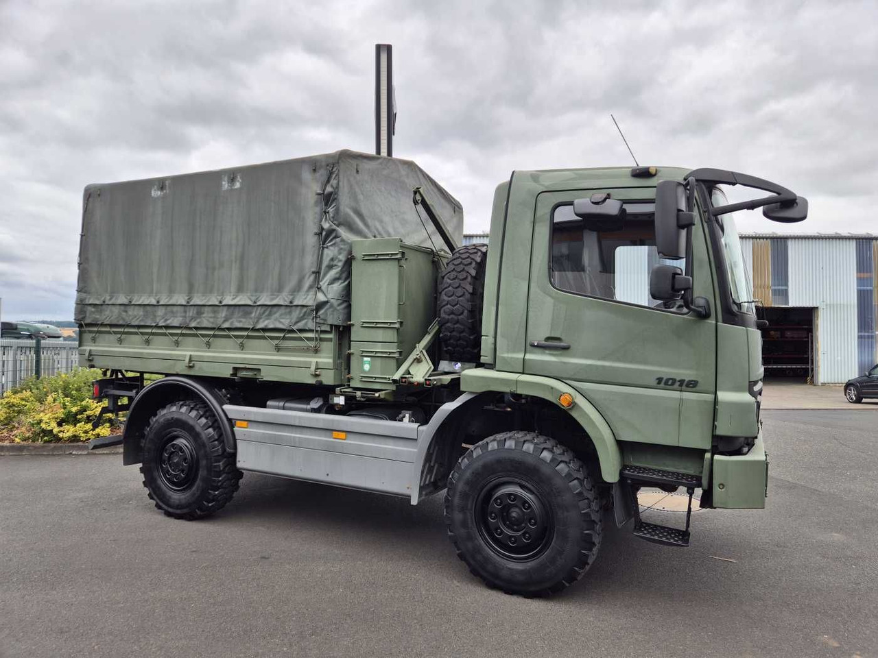 Mercedes-Benz Atego 1018 A 4x4 Singlebereifung 6 Stück vorh. - شاحنات مسطحة: صورة 5 Mercedes-Benz Atego 1018 A 4x4 Singlebereifung 6 Stück vorh. - شاحنات مسطحة: صورة 5