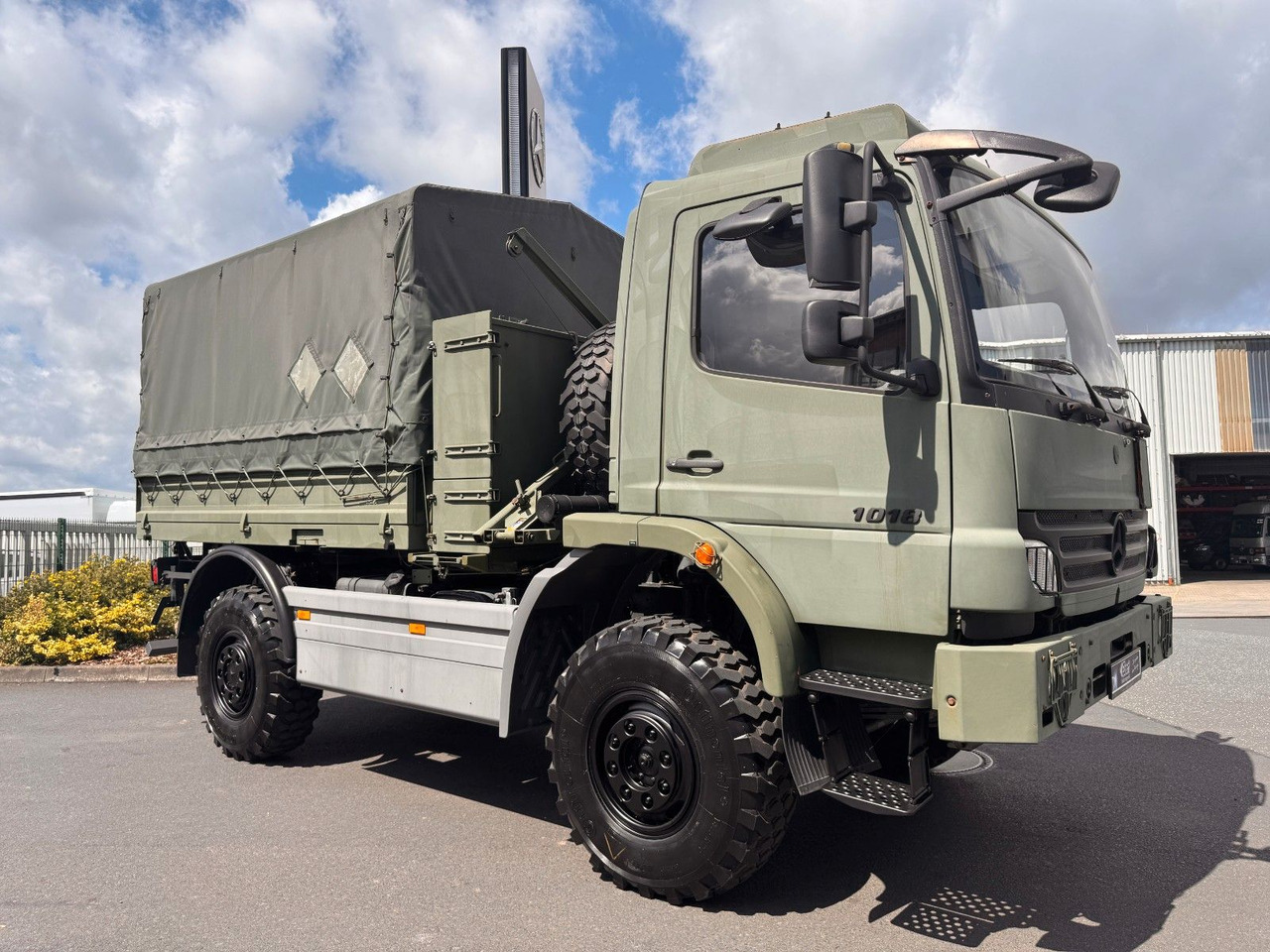 Mercedes-Benz Atego 1018 A 4x4 Singlebereifung 7 Stück vorh. - شاحنات مسطحة: صورة 3 Mercedes-Benz Atego 1018 A 4x4 Singlebereifung 7 Stück vorh. - شاحنات مسطحة: صورة 3