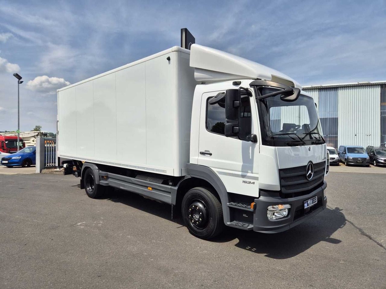 Mercedes-Benz Atego 1524 L LBW 1.500kg Standheizung Klima - شاحنة مقفلة: صورة 5 Mercedes-Benz Atego 1524 L LBW 1.500kg Standheizung Klima - شاحنة مقفلة: صورة 5