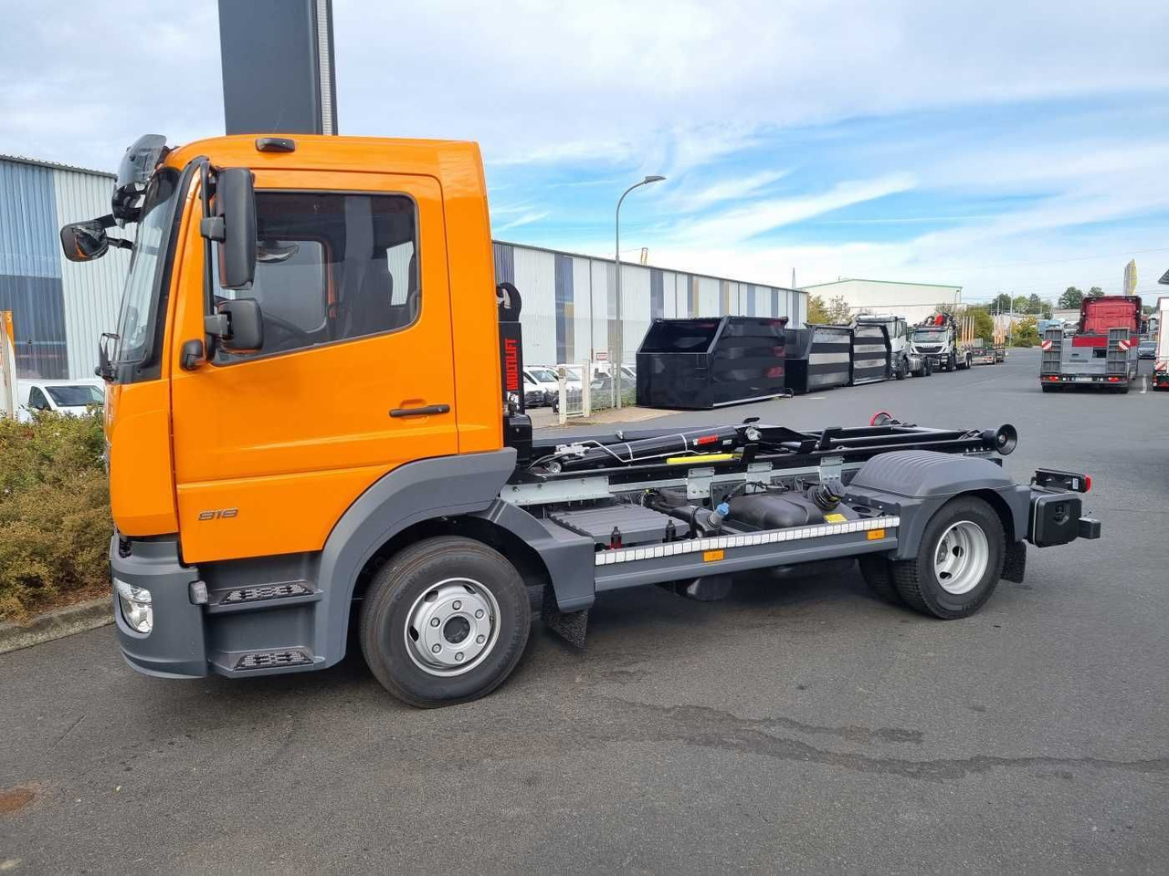 Mercedes-Benz Atego 818 K 4x2 HIAB XR5S3650 AHK Klima - شاحنة ذات خطاف: صورة 4 Mercedes-Benz Atego 818 K 4x2 HIAB XR5S3650 AHK Klima - شاحنة ذات خطاف: صورة 4