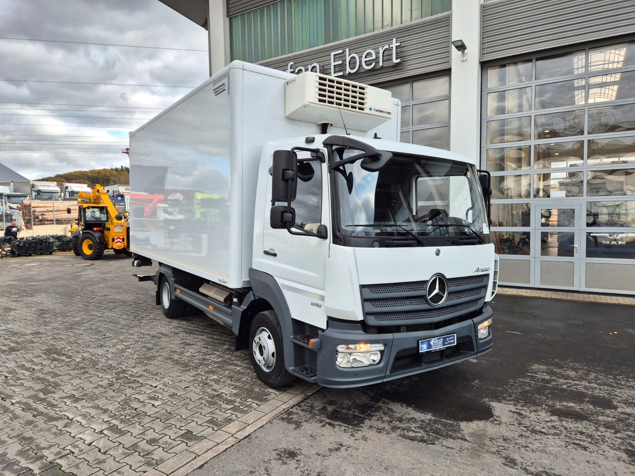 Mercedes-Benz Atego 818 L 4x2 LBW ThermoKing V-600 - شاحنة مُبرّدة للتوصيل: صورة 2 Mercedes-Benz Atego 818 L 4x2 LBW ThermoKing V-600 - شاحنة مُبرّدة للتوصيل: صورة 2