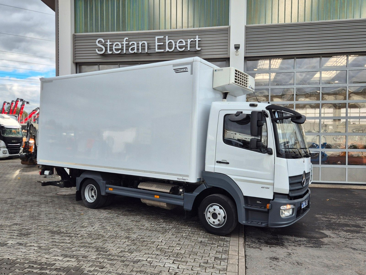 Mercedes-Benz Atego 818 L 4x2 LBW ThermoKing V-600 - شاحنة مُبرّدة للتوصيل: صورة 4 Mercedes-Benz Atego 818 L 4x2 LBW ThermoKing V-600 - شاحنة مُبرّدة للتوصيل: صورة 4
