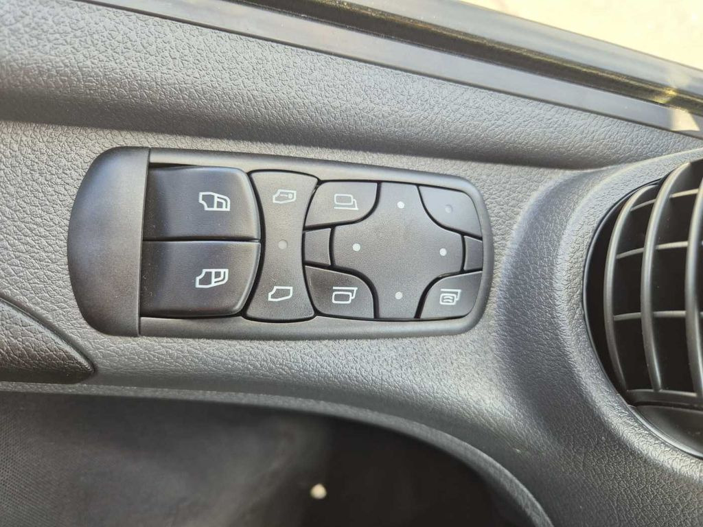 جديدة شاحنة هيكل كابينة Mercedes-Benz Atego 818 L Fahrgestell, 6 Stück vorhanden: صورة 15