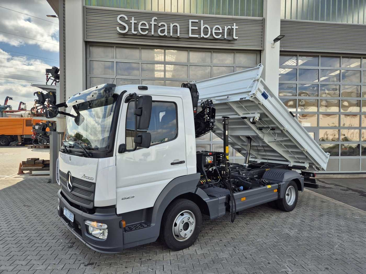 Mercedes-Benz Atego 823 KK Kipper+Kran+Funk+Greifersteuerung - قلاب صغير: صورة 1 Mercedes-Benz Atego 823 KK Kipper+Kran+Funk+Greifersteuerung - قلاب صغير: صورة 1