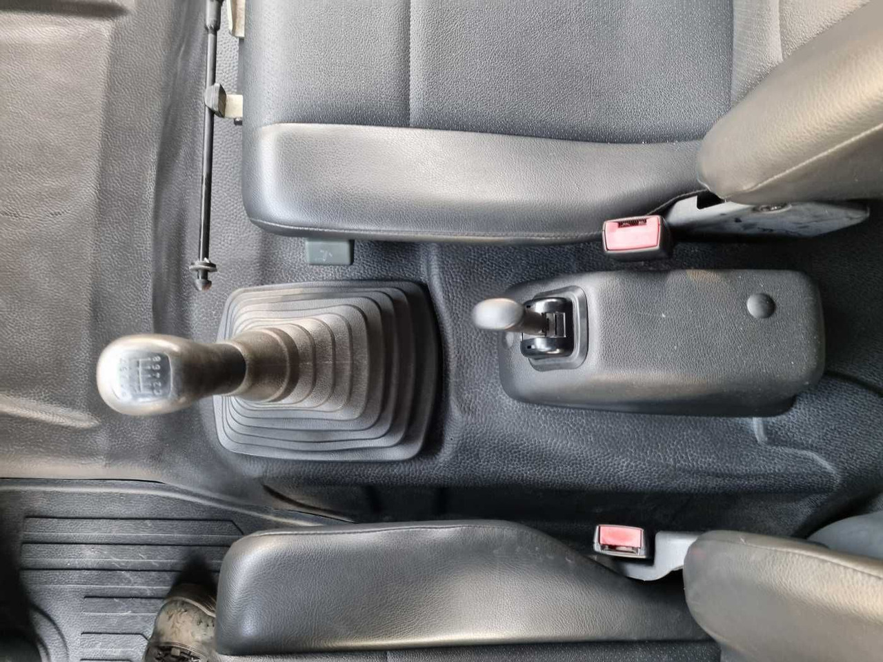 شاحنات مسطحة Mercedes-Benz Axor 1829 A 4x4 Pritsche/Plane 10 Stück: صورة 15