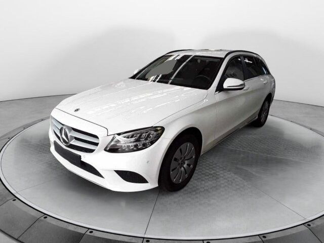Mercedes-Benz C 180d T LED+RKamera+SHZ+DAB - سيارة ستيشن: صورة 1 Mercedes-Benz C 180d T LED+RKamera+SHZ+DAB - سيارة ستيشن: صورة 1