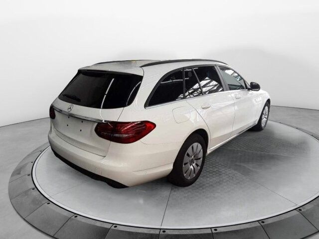 Mercedes-Benz C 180d T LED+RKamera+SHZ+DAB - سيارة ستيشن: صورة 3 Mercedes-Benz C 180d T LED+RKamera+SHZ+DAB - سيارة ستيشن: صورة 3