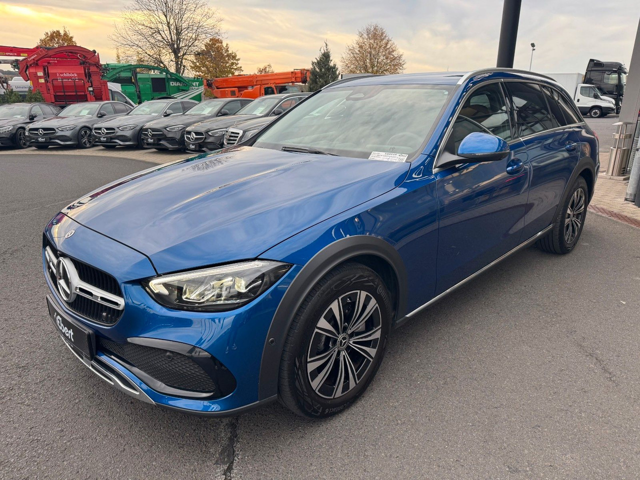 Mercedes-Benz C 200 T All Terrain 4M+Ambiente+360+Augmented - سيارة ستيشن: صورة 2 Mercedes-Benz C 200 T All Terrain 4M+Ambiente+360+Augmented - سيارة ستيشن: صورة 2