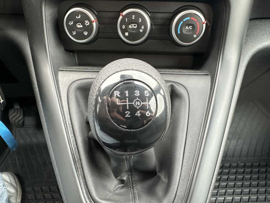 فان المدمجة Mercedes-Benz Citan 108 CDI Klima: صورة 15 فان المدمجة Mercedes-Benz Citan 108 CDI Klima: صورة 15
