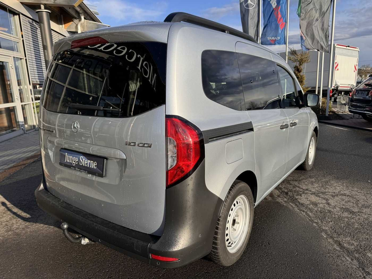 Mercedes-Benz Citan 110 CDI Tourer Klima AHK Kamera MBUX Tempo - ميكروباص: صورة 4 Mercedes-Benz Citan 110 CDI Tourer Klima AHK Kamera MBUX Tempo - ميكروباص: صورة 4