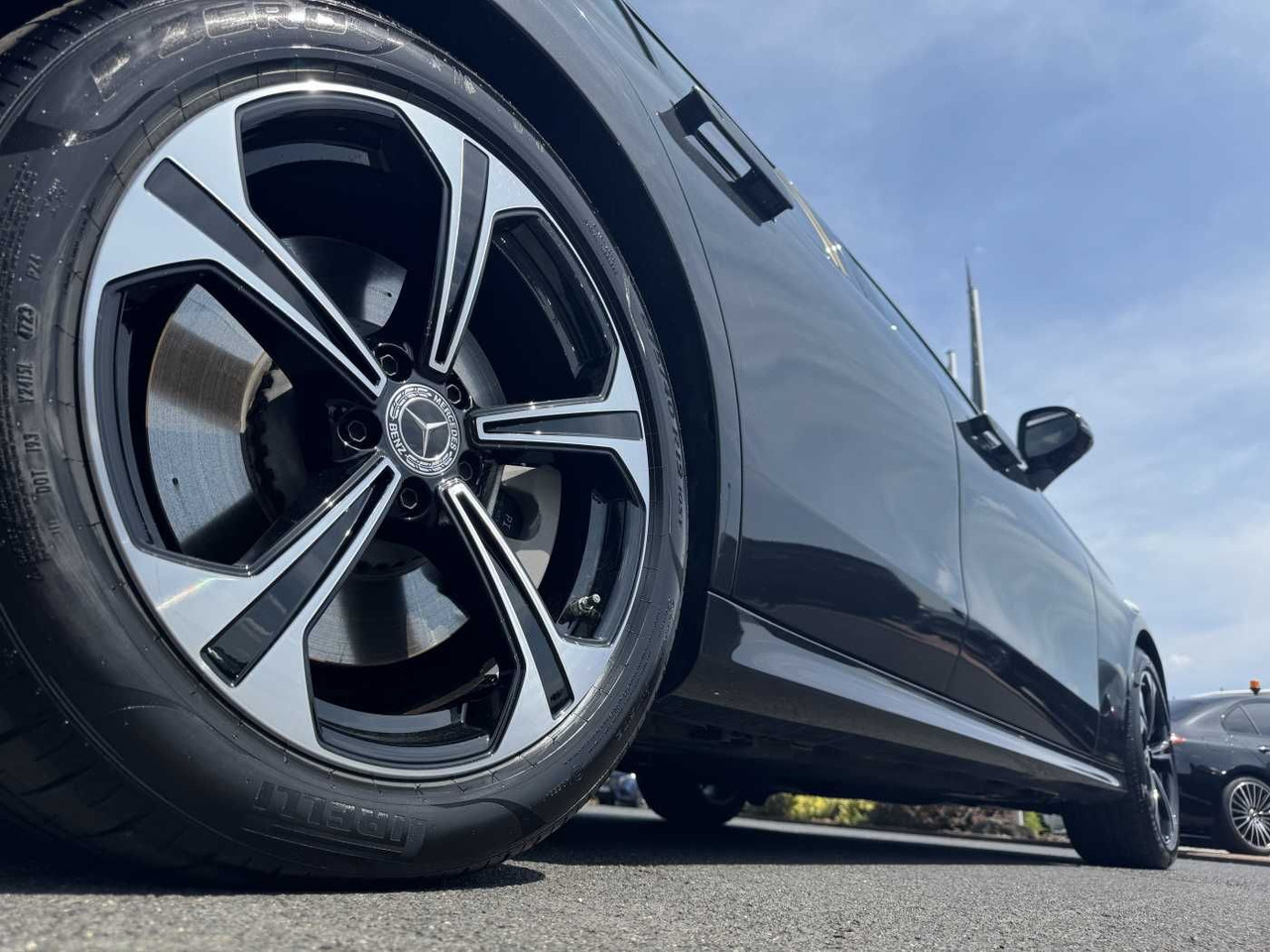 Mercedes-Benz E 300de T AHK+Burm4D+Distr+Memory+360 - سيارة ستيشن: صورة 5 Mercedes-Benz E 300de T AHK+Burm4D+Distr+Memory+360 - سيارة ستيشن: صورة 5