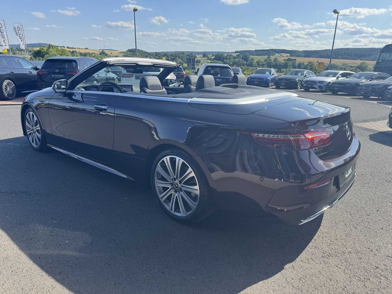 Mercedes-Benz E 400d Cabrio VOLL+AMG+Massage+Distr+Burm - سيارة: صورة 3 Mercedes-Benz E 400d Cabrio VOLL+AMG+Massage+Distr+Burm - سيارة: صورة 3