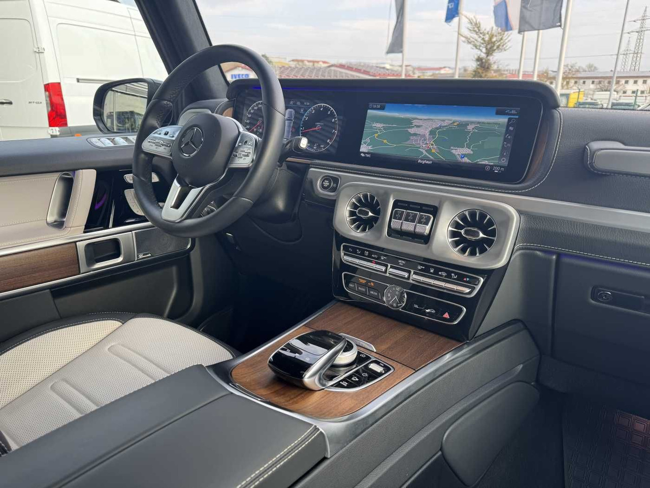 جديدة سيارة دفع رباعي Mercedes-Benz G 500 PROFESSIONAL+DACH+BURM3D+AHK +StHz+360°+Sp: صورة 13