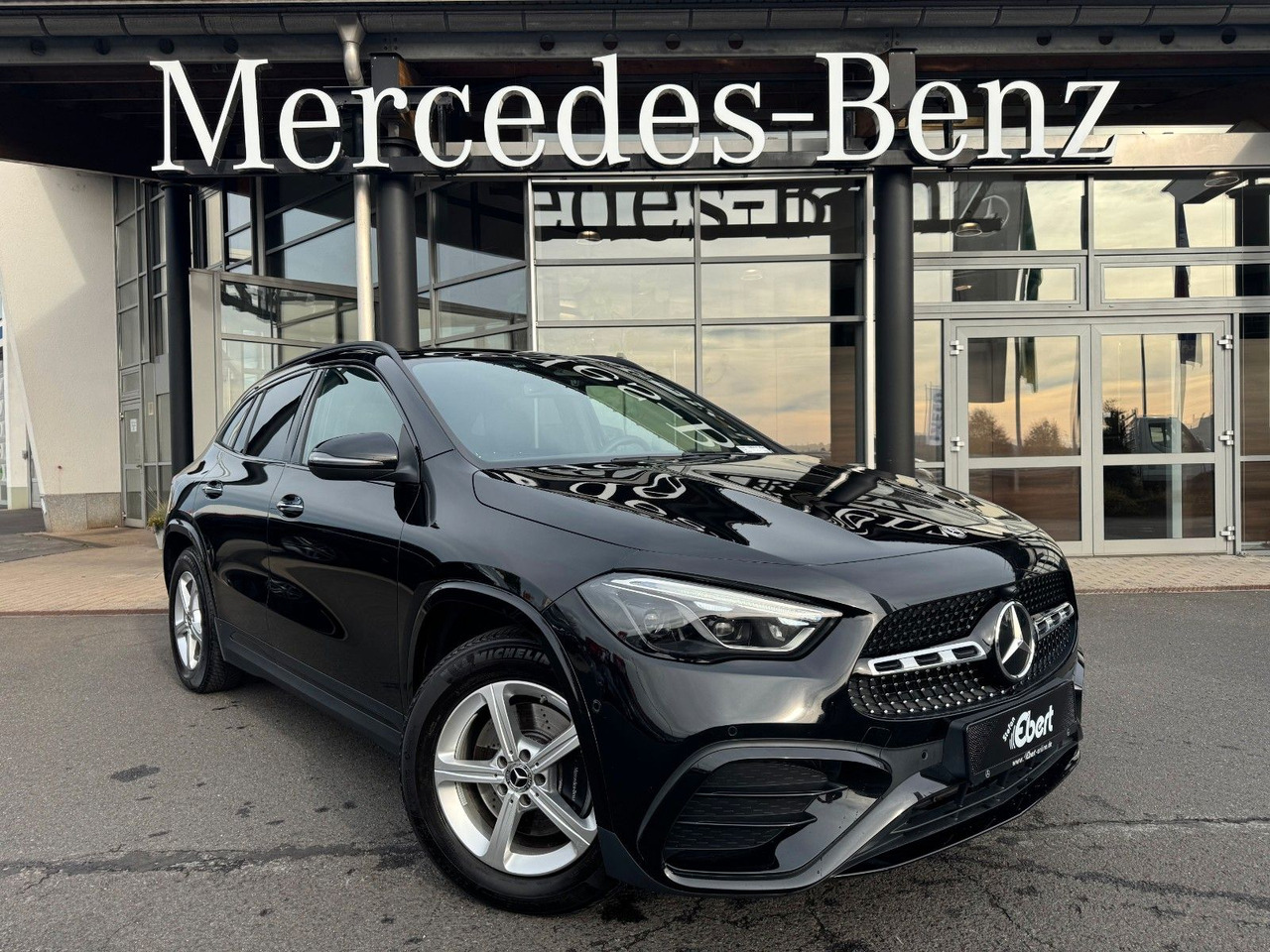 Mercedes-Benz GLA 200 AMG+Pano+Distr+Ambiente+Multibeam+ - سيارة دفع رباعي: صورة 1 Mercedes-Benz GLA 200 AMG+Pano+Distr+Ambiente+Multibeam+ - سيارة دفع رباعي: صورة 1