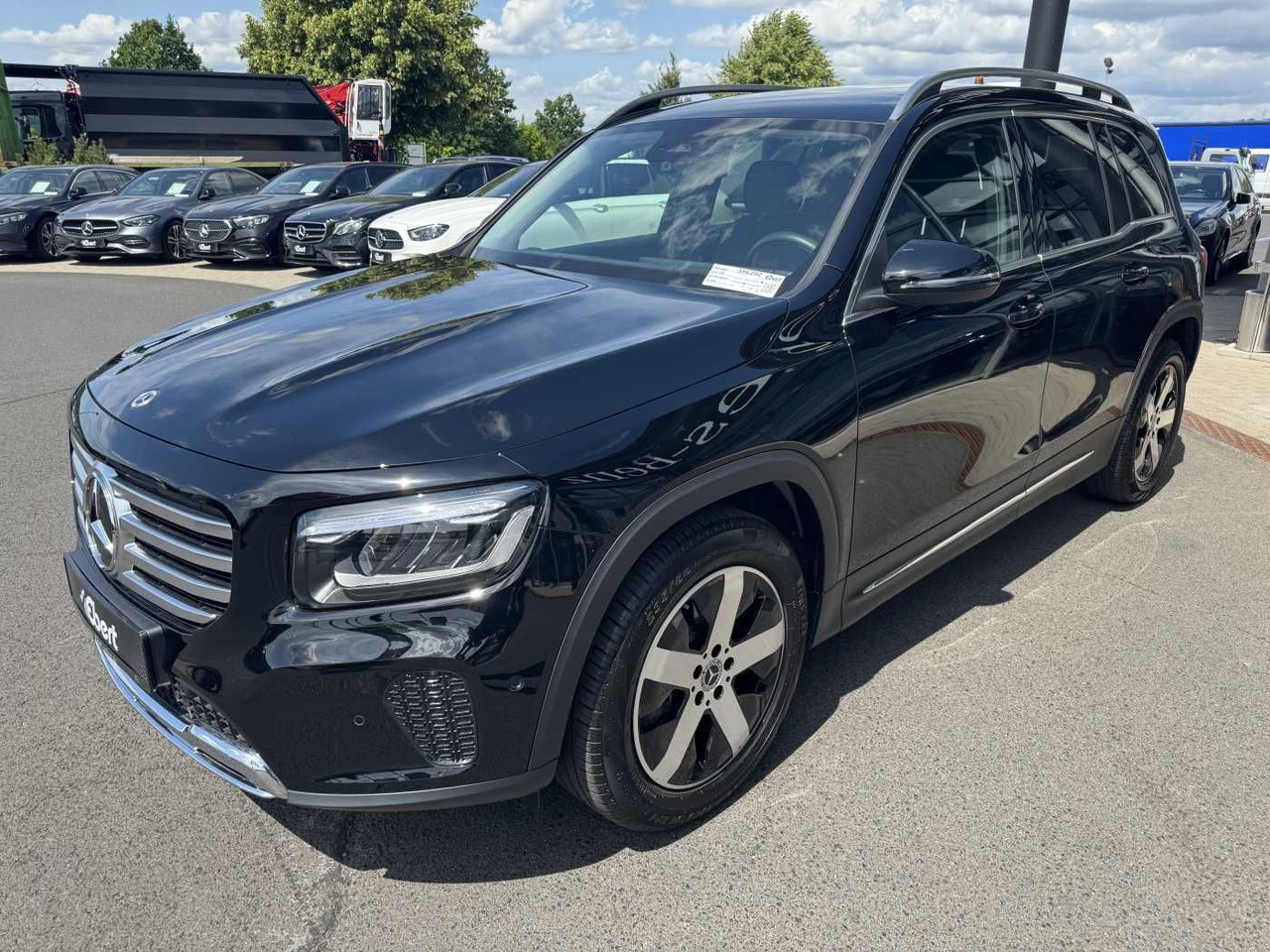 Mercedes-Benz GLB 180 Progressive+AHK+RKamera+LED+ IHC+DAB - سيارة دفع رباعي: صورة 2 Mercedes-Benz GLB 180 Progressive+AHK+RKamera+LED+ IHC+DAB - سيارة دفع رباعي: صورة 2