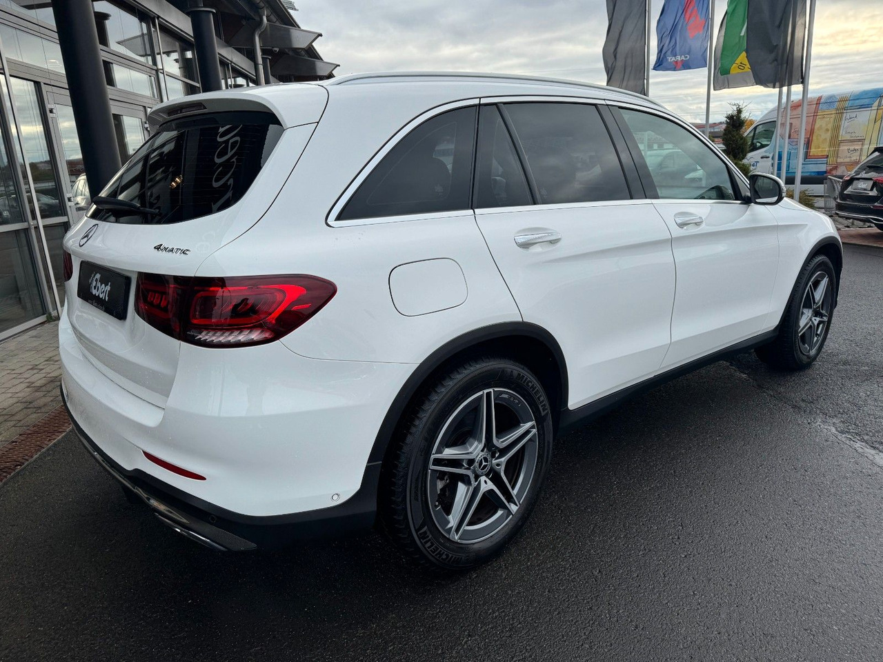 Mercedes-Benz GLC 200 4M AMG+Pano+Distr+StandH+AHK+360+HUD - سيارة دفع رباعي: صورة 5 Mercedes-Benz GLC 200 4M AMG+Pano+Distr+StandH+AHK+360+HUD - سيارة دفع رباعي: صورة 5