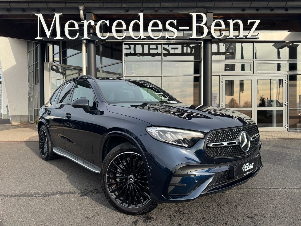Mercedes-Benz GLC 300 4M+AMG+Pano+Burm+360+Memory - سيارة دفع رباعي: صورة 1 Mercedes-Benz GLC 300 4M+AMG+Pano+Burm+360+Memory - سيارة دفع رباعي: صورة 1