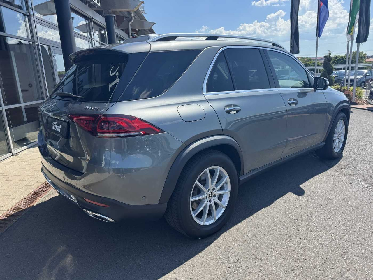 Mercedes-Benz GLE 350de 4M AMG+AHK+DistrPlus+HUD+360 - سيارة دفع رباعي: صورة 4 Mercedes-Benz GLE 350de 4M AMG+AHK+DistrPlus+HUD+360 - سيارة دفع رباعي: صورة 4
