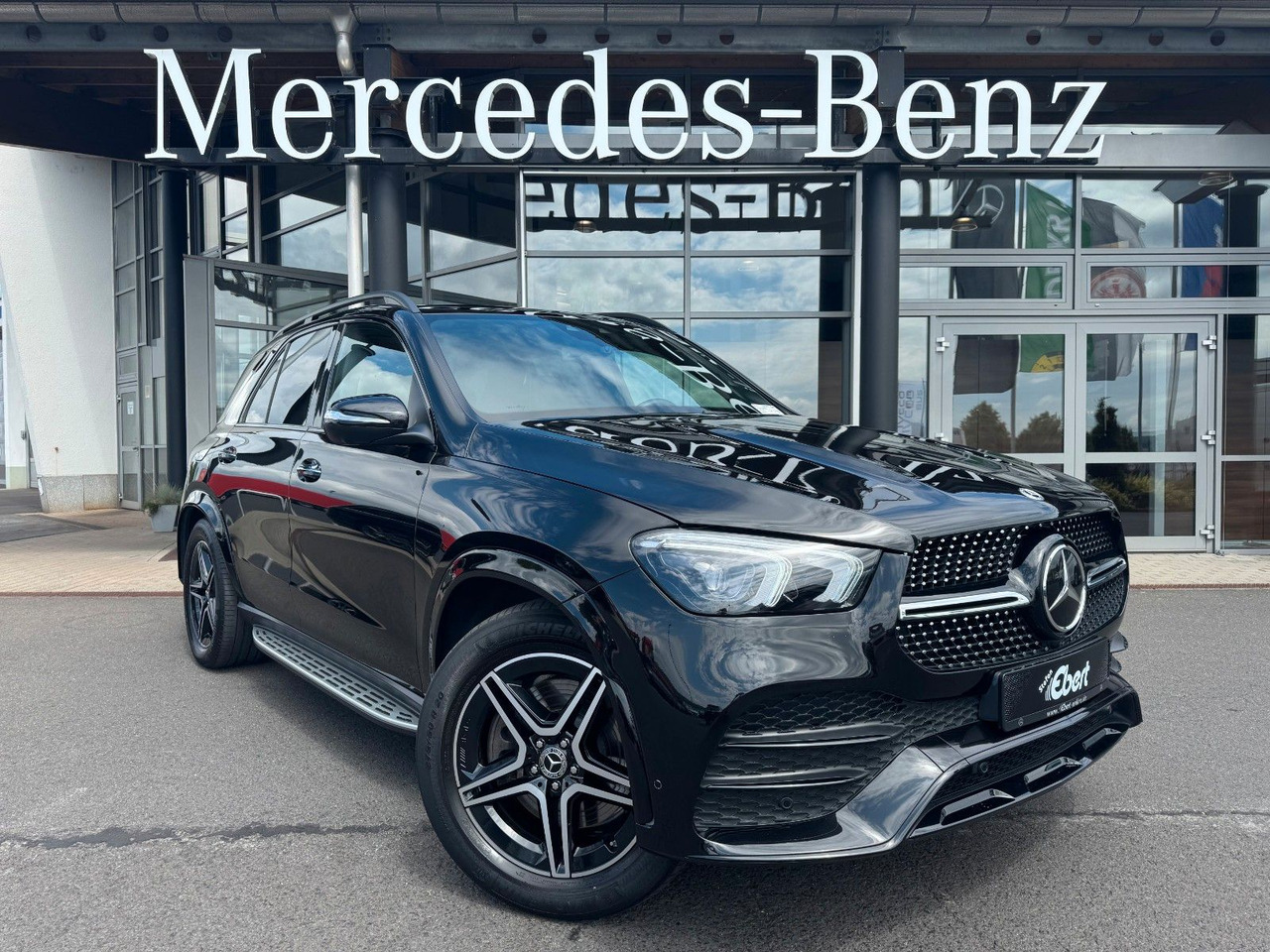 Mercedes-Benz GLE 350de 4M AMG+Pano+AHK+Burm+Distr++HUD+360+ - سيارة دفع رباعي: صورة 1 Mercedes-Benz GLE 350de 4M AMG+Pano+AHK+Burm+Distr++HUD+360+ - سيارة دفع رباعي: صورة 1