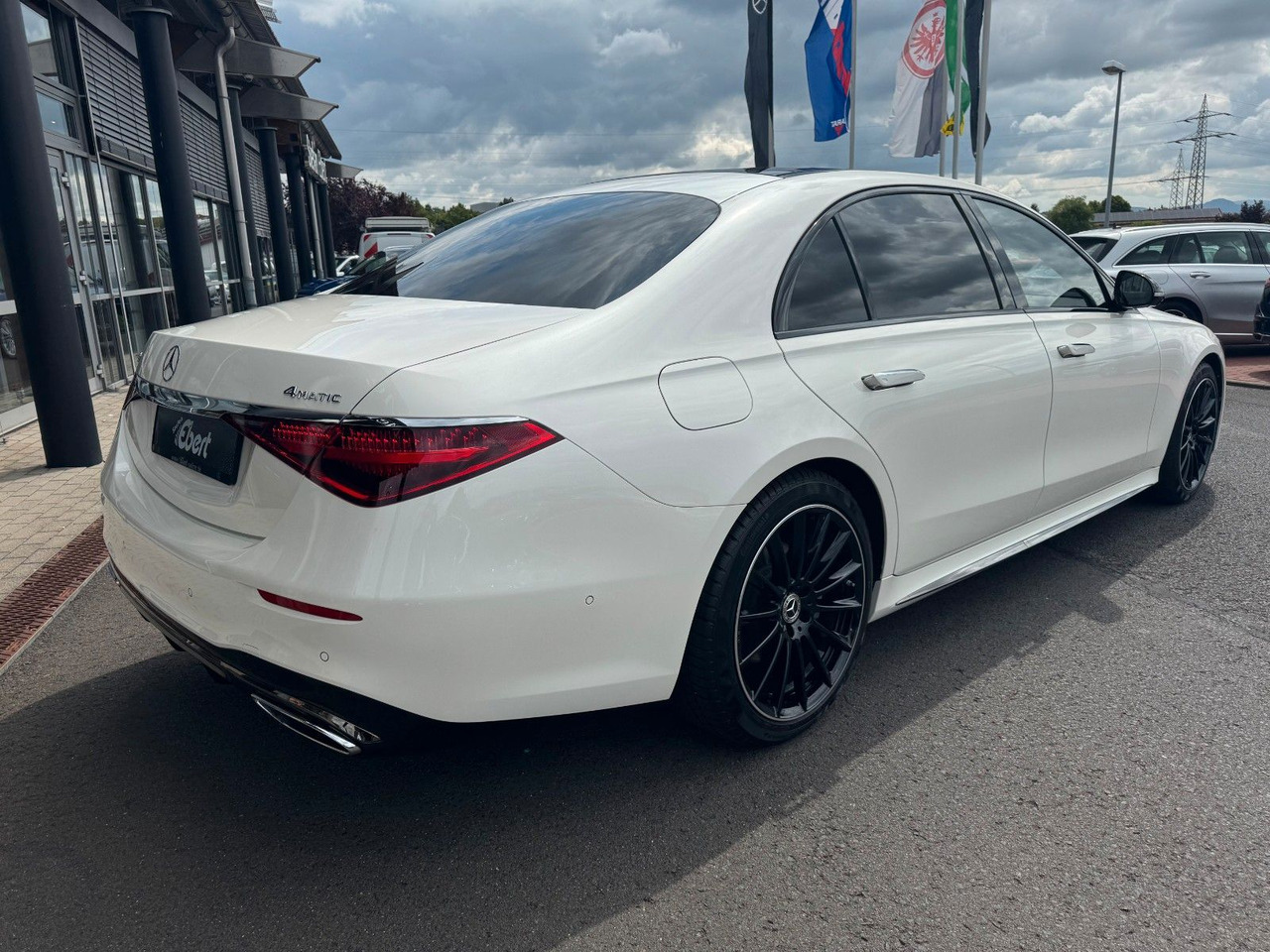 Mercedes-Benz S 400d 4M L AMG+Burm+Airm+Pano+360+uvm. - سيدان: صورة 4 Mercedes-Benz S 400d 4M L AMG+Burm+Airm+Pano+360+uvm. - سيدان: صورة 4
