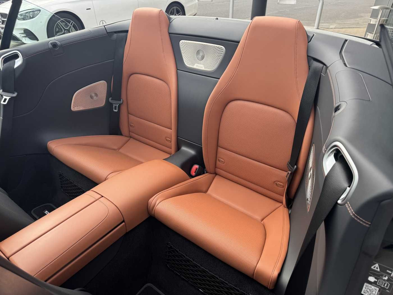 Mercedes-Benz SL 63 AMG 4M Digital+Massage+Distr+360+HUD+ - سيارة: صورة 3 Mercedes-Benz SL 63 AMG 4M Digital+Massage+Distr+360+HUD+ - سيارة: صورة 3